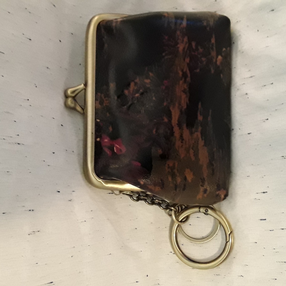 NWOT PATRICIA NASH COIN WALLET